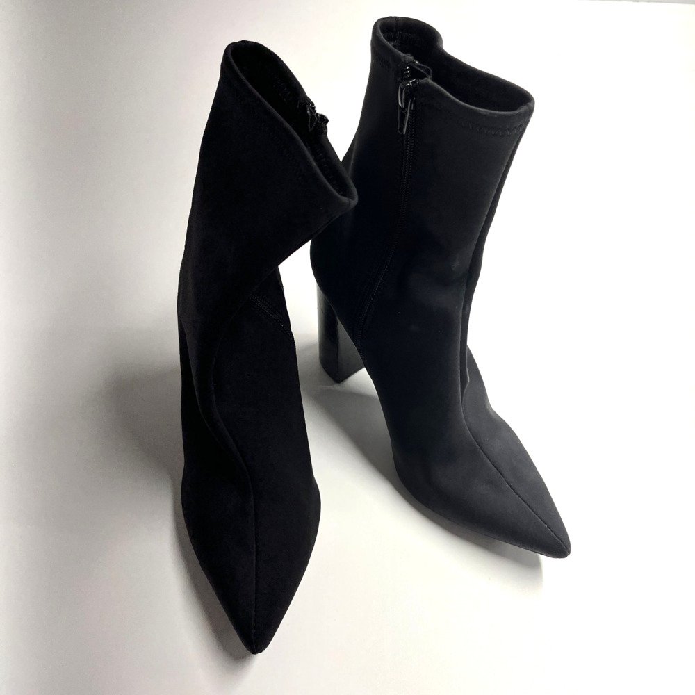 Jeffrey Campbell Siren Bootie in Black Size 8M
